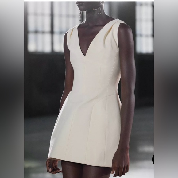 Zara SHORT VOLUMINOUS DRESS ZW - Picture 1 of 8